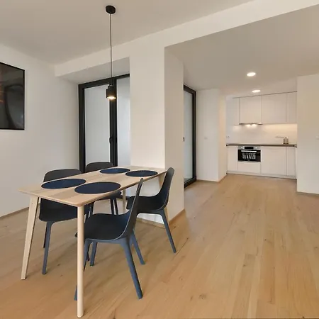 Smart & Living By Ambiente *