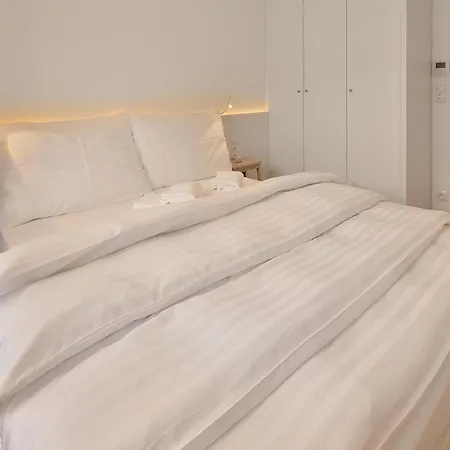 Lägenhet Smart & Living By Ambiente Bratislava