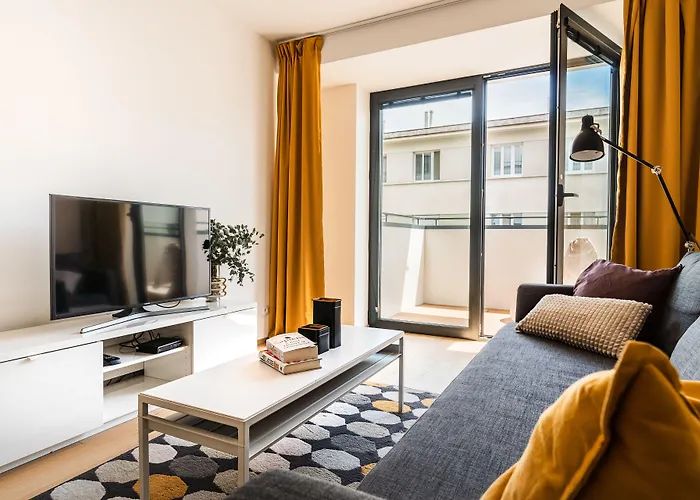 Smart & Living By Ambiente *