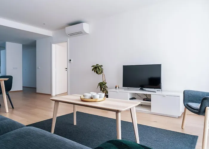 Smart & Living By Ambiente דירה *