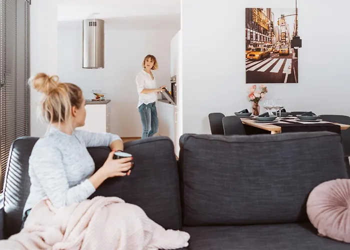 Smart & Living By Ambiente * ברטיסלאבה