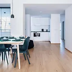 Smart & Living By Ambiente Apartmán Bratislava