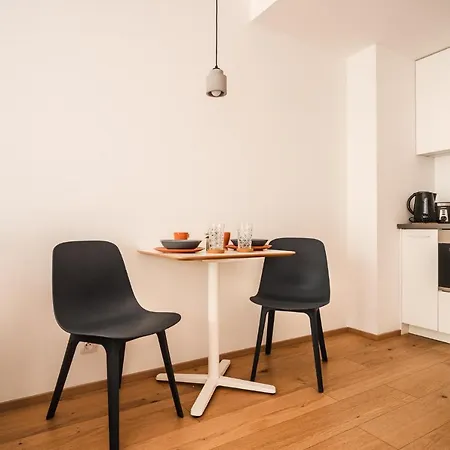 Smart & Living By Ambiente Μπρατισλάβα