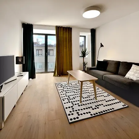 Smart & Living By Ambiente Μπρατισλάβα